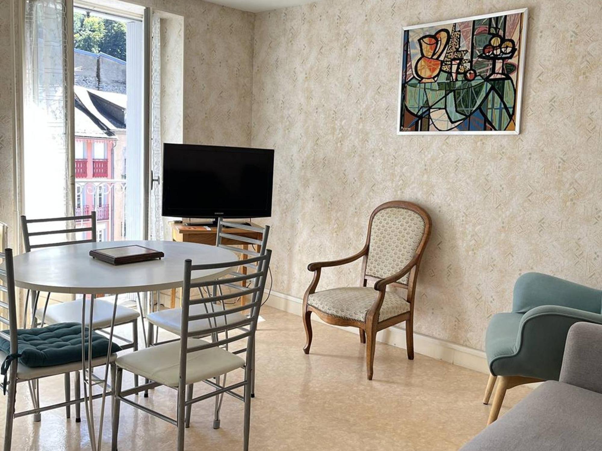 Appartement T3 Chaleureux Au Centre De Cauterets, 4 Couchages, Balcon Sud, Proche Thermes Et Telecabine - Fr-1-234-132 외부 사진